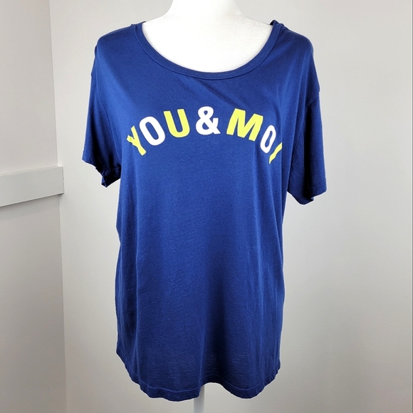 Sundry Tops - Sundry 'You & Moi' Navy graphic t shirt Small